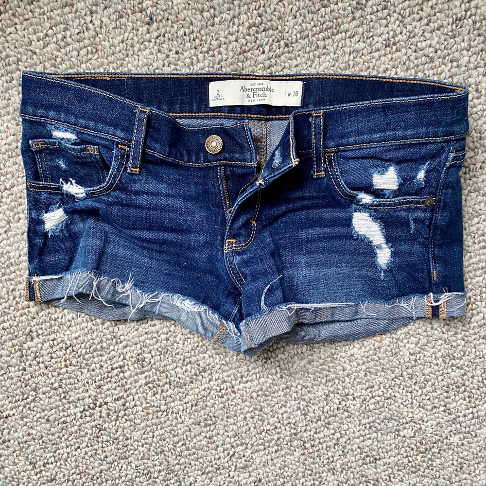 Classic A&F Denim Shorts - Size 2 (26W)